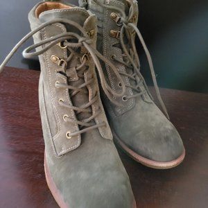 Sofft Baxter Ankle Bootie Size 10M